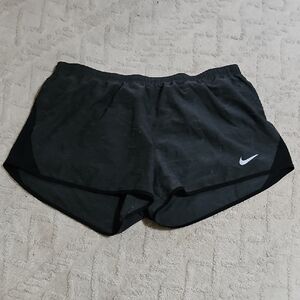 Bundle Sale | 4 for $20 |Nike Women's Charcoal Athletic Shorts Size Large